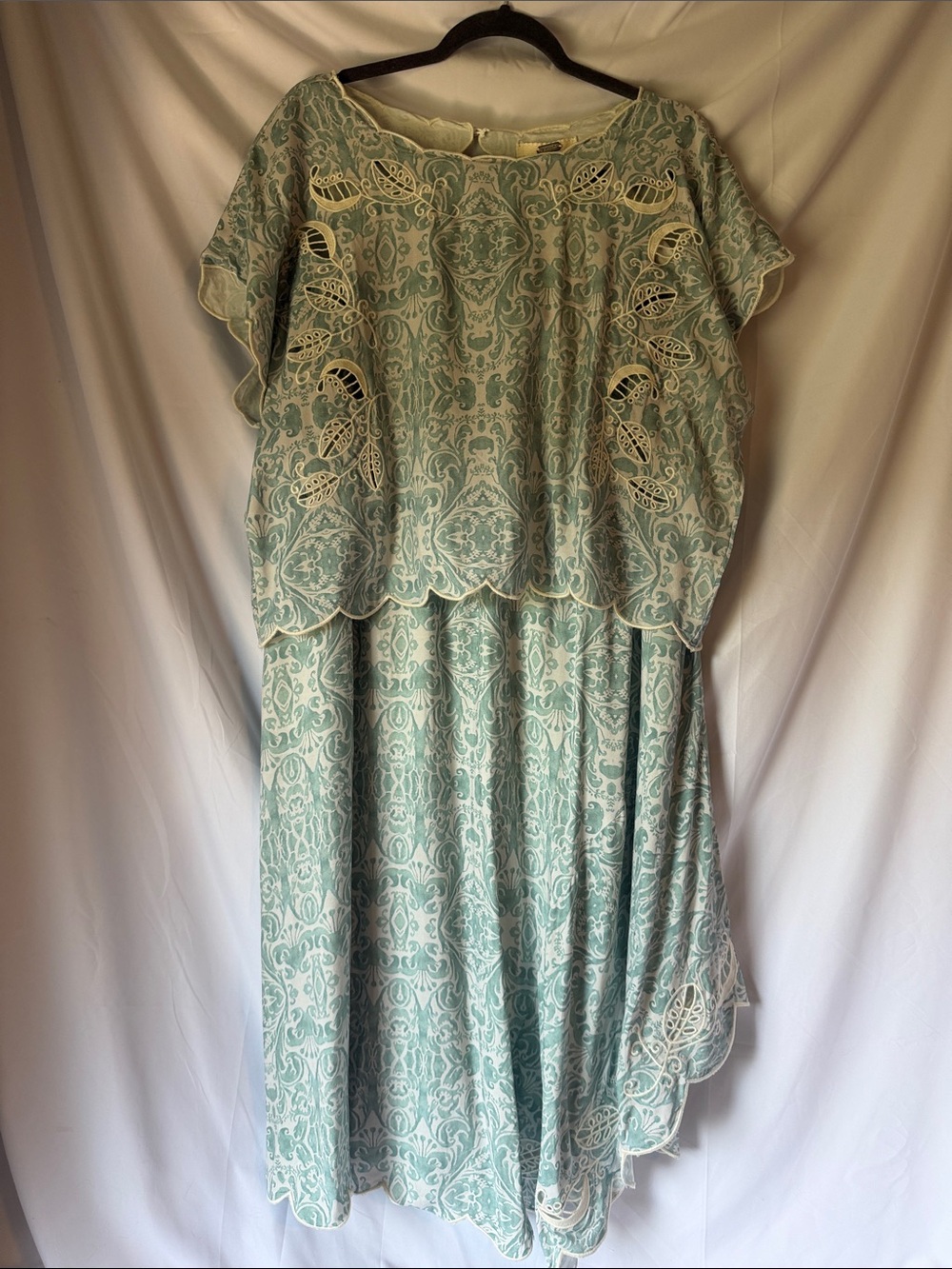 gimmicks by BKE Mint Green and Cream Lace Maxi 2 piece Set